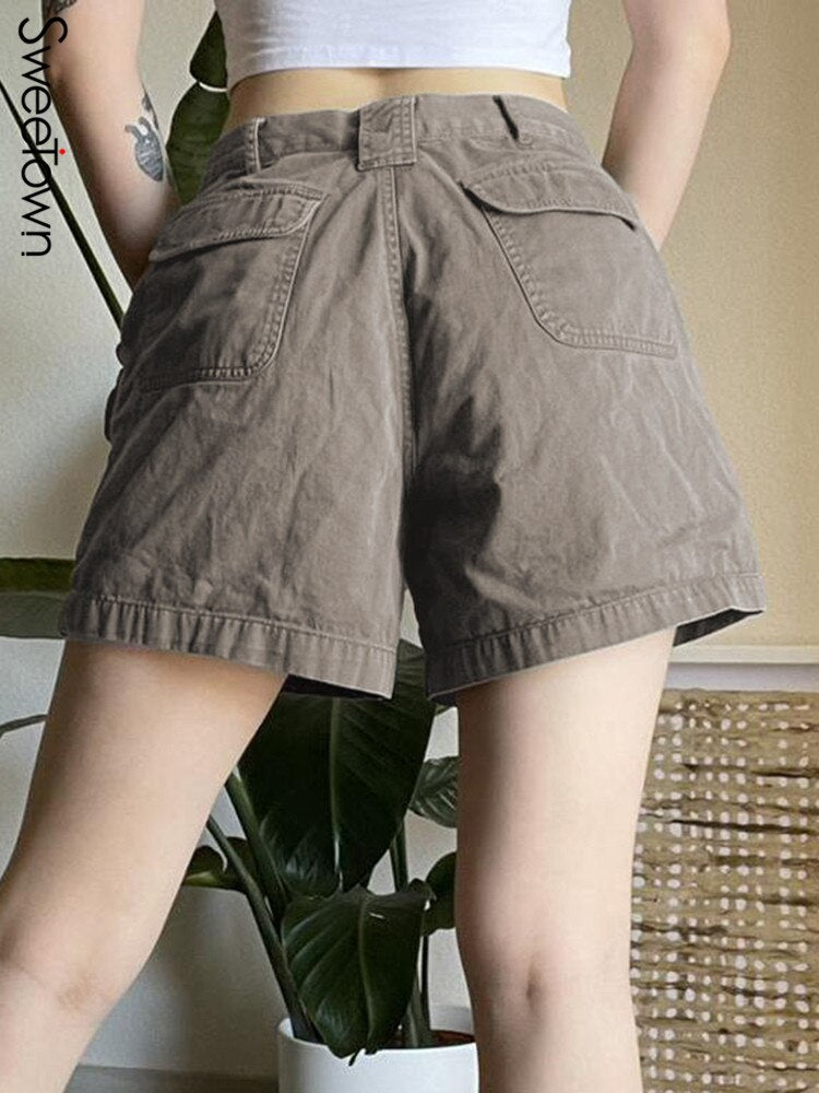 Pockets Straight Leg Shorts